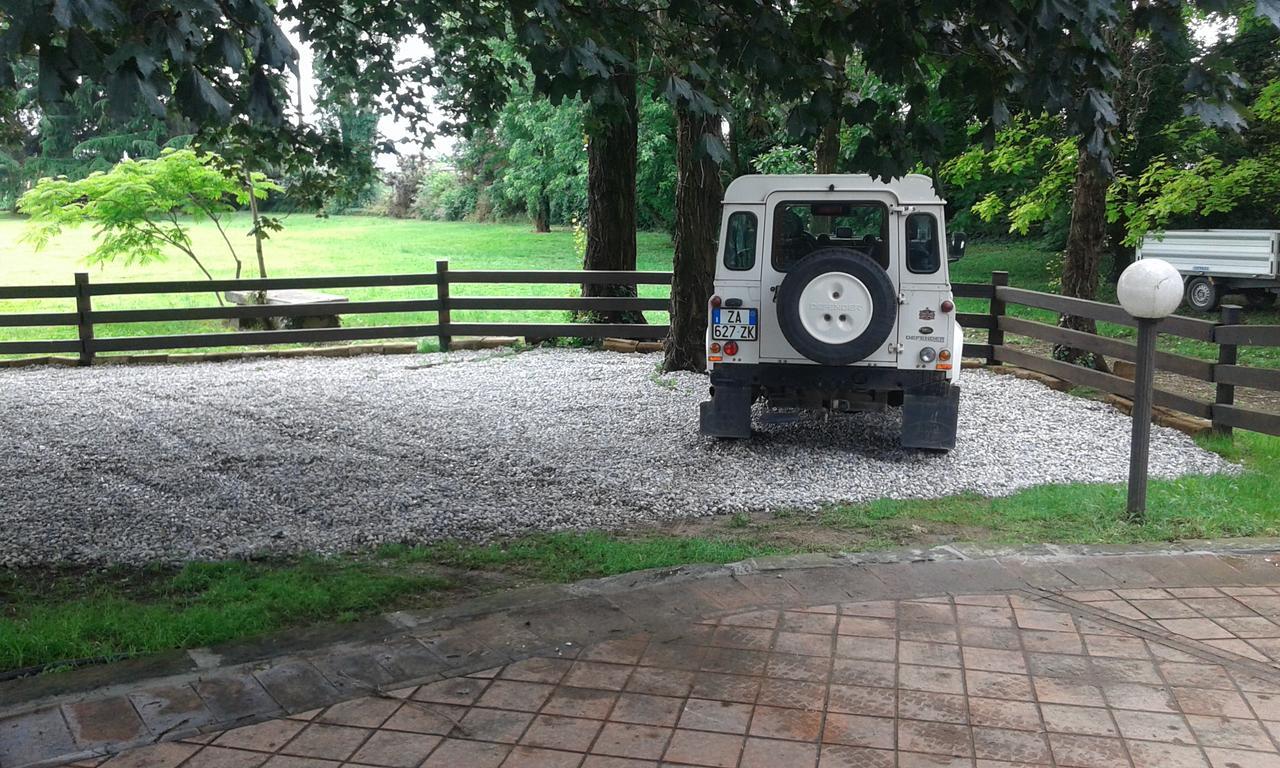 I Pioppi Bed & Breakfast Chiari Exterior foto